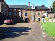 2 Bedrooms Flat for rent in Langport Hambridge, Langport...