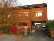 2 Bedrooms Flat for rent in Leeds Road, Wakefield WF1