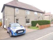 2 Bedrooms Flat for rent in Levern Crescent, Barrhead,...