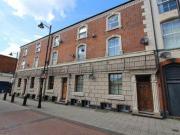 2 Bedrooms Flat for rent in Little Station Street,...
