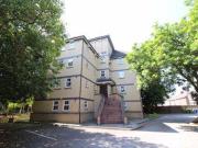 2 Bedrooms Flat for rent in Livingston Drive, Aigburth,...