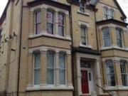 2 Bedrooms Flat for rent in Livingston Drive South,...