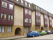 2 Bedrooms Flat for rent in Lochrin Place, Tollcross,...