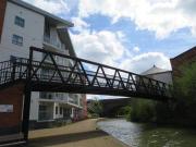 2 Bedrooms Flat for rent in Lonsdale, Wolverton, Milton...