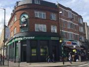 2 Bedrooms Flat for rent in Mare Street, London E8