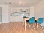 2 Bedrooms Flat for rent in Mare Street, London Fields,...
