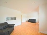 2 Bedrooms Flat for rent in Market Place, East Finchley,...