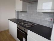 2 Bedrooms Flat for rent in Market Place, Heanor,...