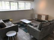 2 Bedrooms Flat for rent in Market Square, Woodhouse,...