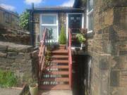 2 Bedrooms Flat for rent in Market Street, Tottington,...
