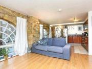 2 Bedrooms Flat for rent in Marlborough Road, Royal...