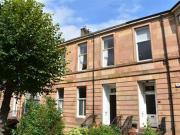 2 Bedrooms Flat for rent in Marywood Square, Glasgow G41