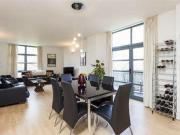 2 Bedrooms Flat for rent in Mayflower Street, London SE16