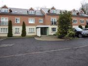 2 Bedrooms Flat for rent in Meadowcroft Lane, Rochdale,...