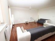 2 Bedrooms Flat for rent in Meath Crescent, London E2