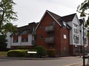 2 Bedrooms Flat for rent in Middlepark Drive, Birmingham B31