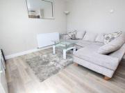 2 Bedrooms Flat for rent in Moulsham Street, Chelmsford,...