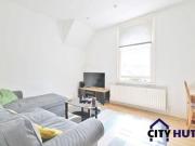 2 Bedrooms Flat for rent in Mount Pleasant Villas, London N4