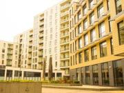 2 Bedrooms Flat for rent in Nankeville Court, Bradfield...