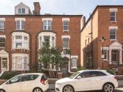 2 Bedrooms Flat for rent in Nassington Road, London NW3