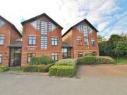 2 Bedrooms Flat for rent in Navdeep Court, Melton Road,... 2 Bedrooms Flat for rent in Navdeep Court, Melton Road,...