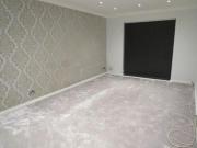 2 Bedrooms Flat for rent in Newbury Road, Crawley RH10