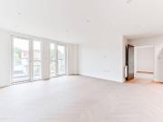 2 Bedrooms Flat for Rent in Norbury Avenue | Foxtons