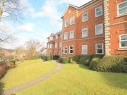 2 Bedrooms Flat for rent in Normanton Road, South...