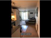 2 Bedrooms Flat for rent in North Lawns, Northfleet,...