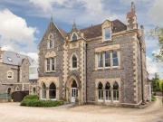 2 Bedrooms Flat for rent in North Road, Leigh Woods,...