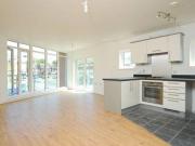 2 Bedrooms Flat for rent in Northolt Road, South Harrow HA2