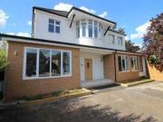 2 Bedrooms Flat for rent in Northwick Avenue, Kenton,...