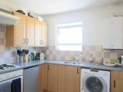 2 Bedrooms Flat for rent in Old York Road, Wandsworth SW18