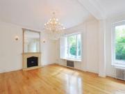 2 Bedrooms Flat for rent in Onslow Square, London SW7