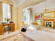 2 Bedrooms Flat for rent in Onslow Square, South...