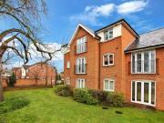 2 Bedrooms Flat for rent in Orchard Court, Aylesbury HP21