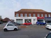 2 Bedrooms Flat for rent in Orchard Parade, Willingdon,...