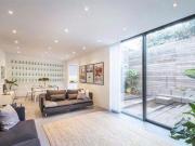 2 Bedrooms Flat for rent in Oval Road, London NW1