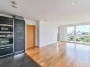 2 Bedrooms Flat for Rent in Oxborough House, 33...