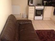 2 Bedrooms Flat for rent in Oxford Street, Swansea SA1