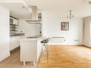 2 Bedrooms Flat for rent in Oyster Wharf Lombard Road,...