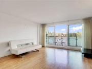 2 Bedrooms Flat for rent in Pacific Wharf, Rotherhithe...
