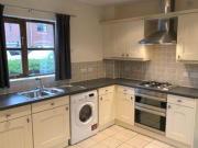 2 Bedrooms Flat for rent in Parc Y Felin, Derwen Fawr,...
