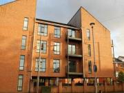 2 Bedrooms Flat for rent in Park View, Mossley Road,...