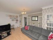2 Bedrooms Flat for rent in Parkside, Vanbrugh Fields,...