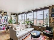 2 Bedrooms Flat for rent in Peckham Grove, Peckham SE15