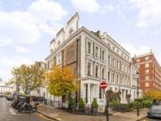 2 Bedrooms Flat for rent in Phillimore Gardens,...