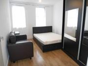 2 Bedrooms Flat for rent in Pinner Road, Harrow HA1