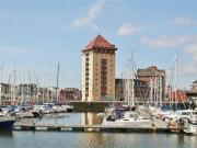2 Bedrooms Flat for rent in Pocketts Wharf, Maritime...