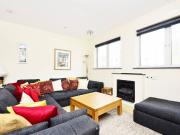 2 Bedrooms Flat for Rent in Point Pleasant | Foxtons